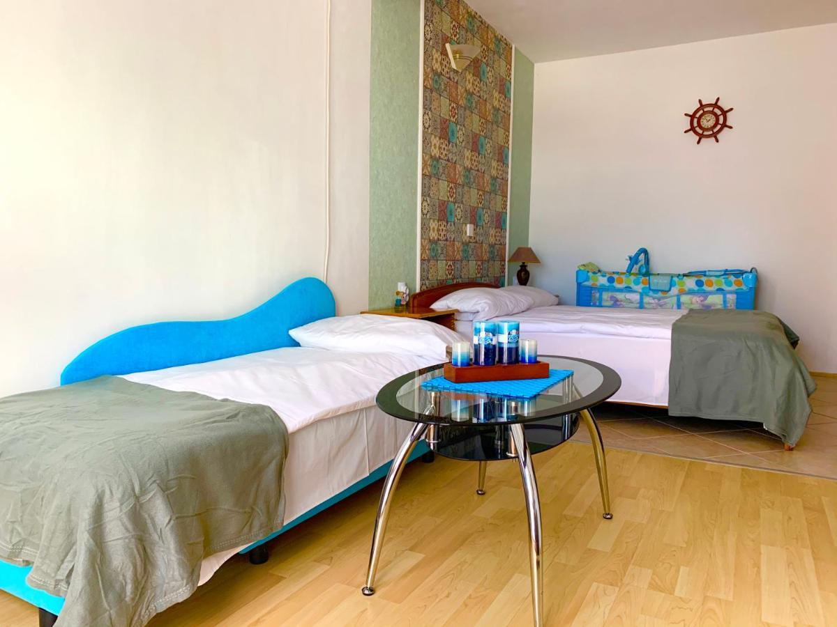 Sunray Guest House, Private Rooms & Apartment With Lovely Sea View Варна Екстер'єр фото